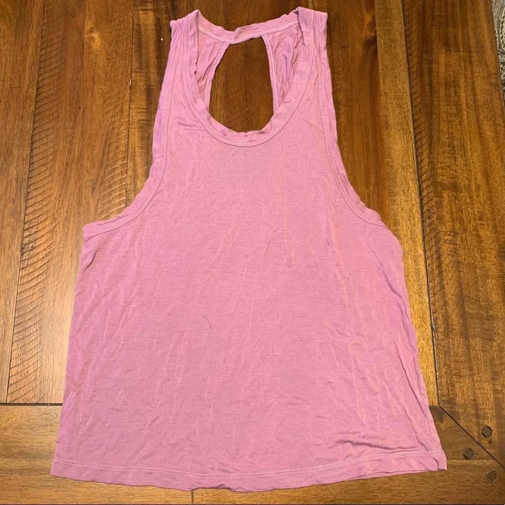 Alo Yoga Mauve Keyhole Tank